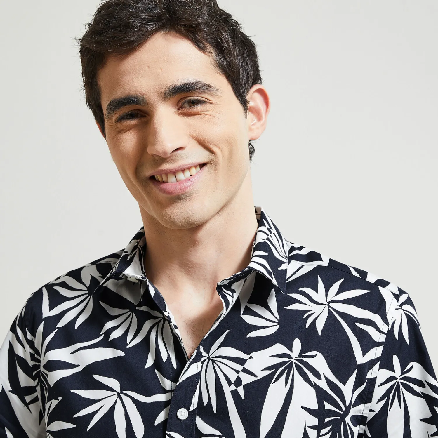 Jules Chemisette hawaïenne regular à fleurs en coton- Chemise