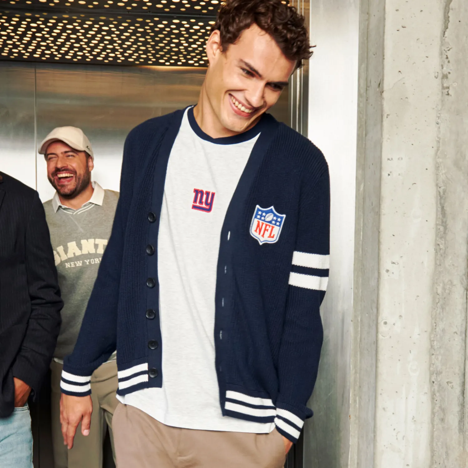 Jules Gilet cardigan boutonné licence NFL- Gilet